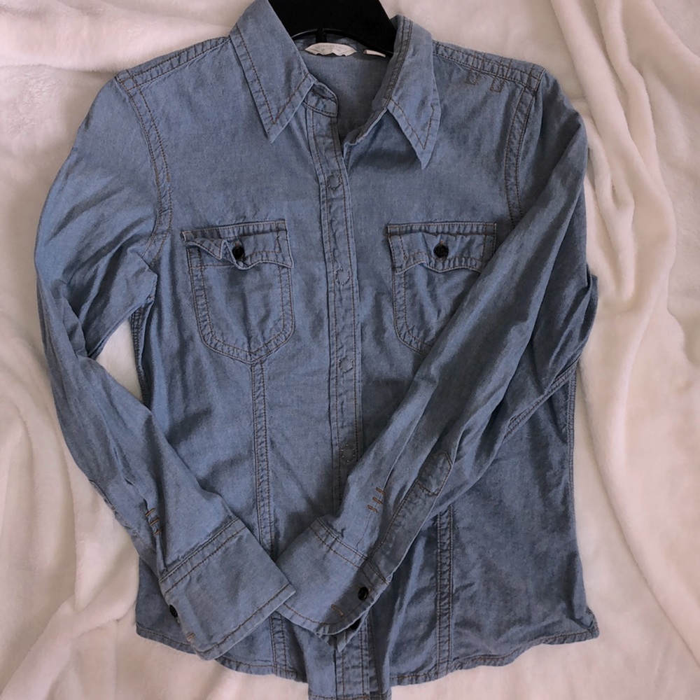 Adorable AE western snap front denim